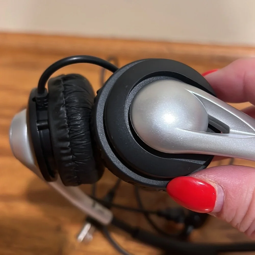 Wired Headsets in working condition